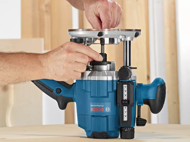 Défonceuse GOF 1250 CE Professional BOSCH